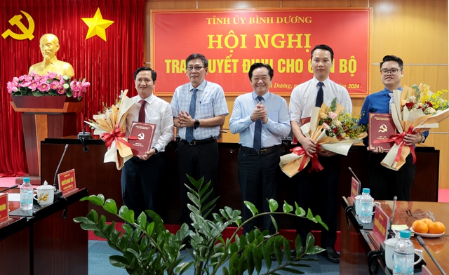 Bình Dương điều động, bổ nhiệm nhiều cán bộ